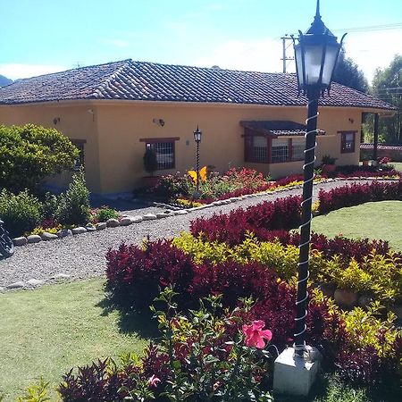 Hotel Campestre Franchesca Tabio Eksteriør billede