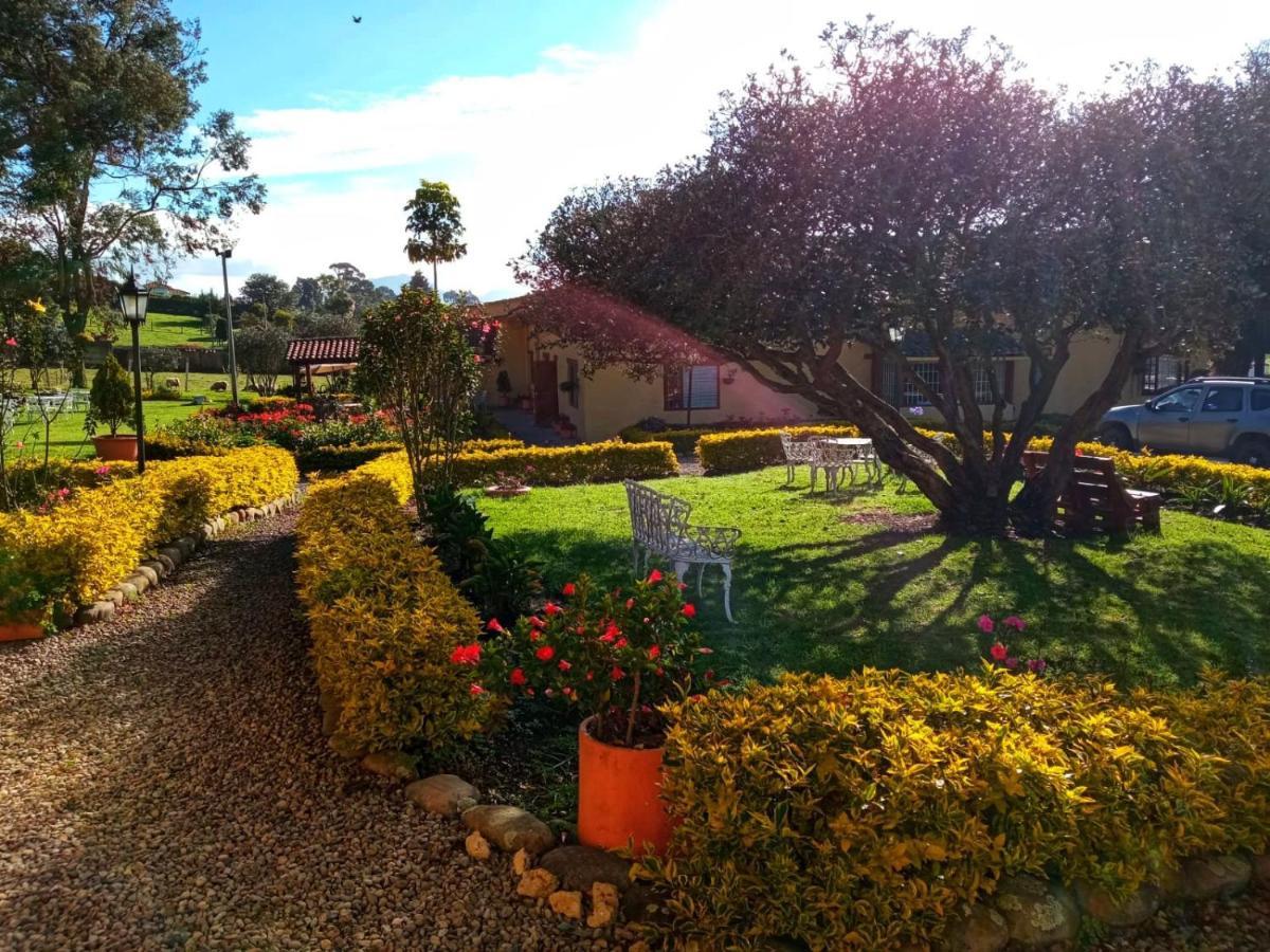 Hotel Campestre Franchesca Tabio Eksteriør billede